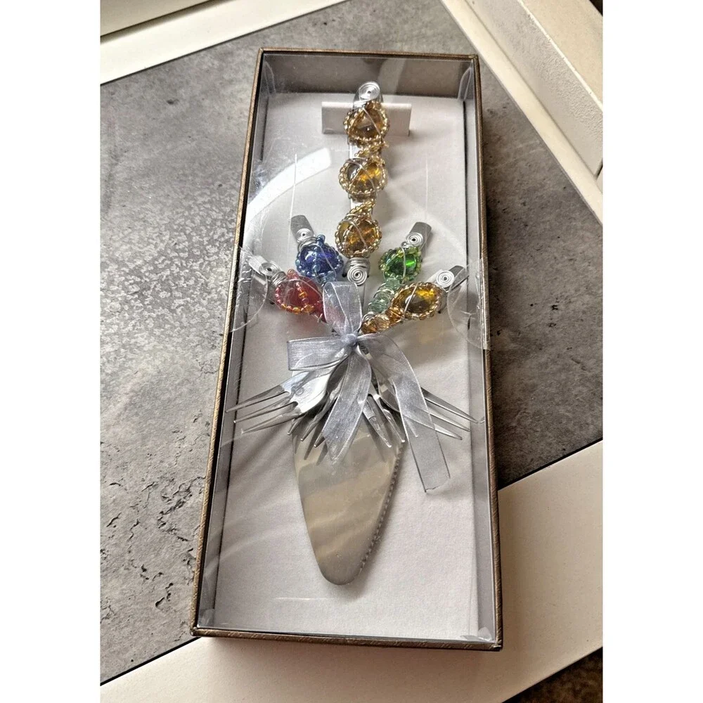 Wild Eye Designs Pie Server with Forks